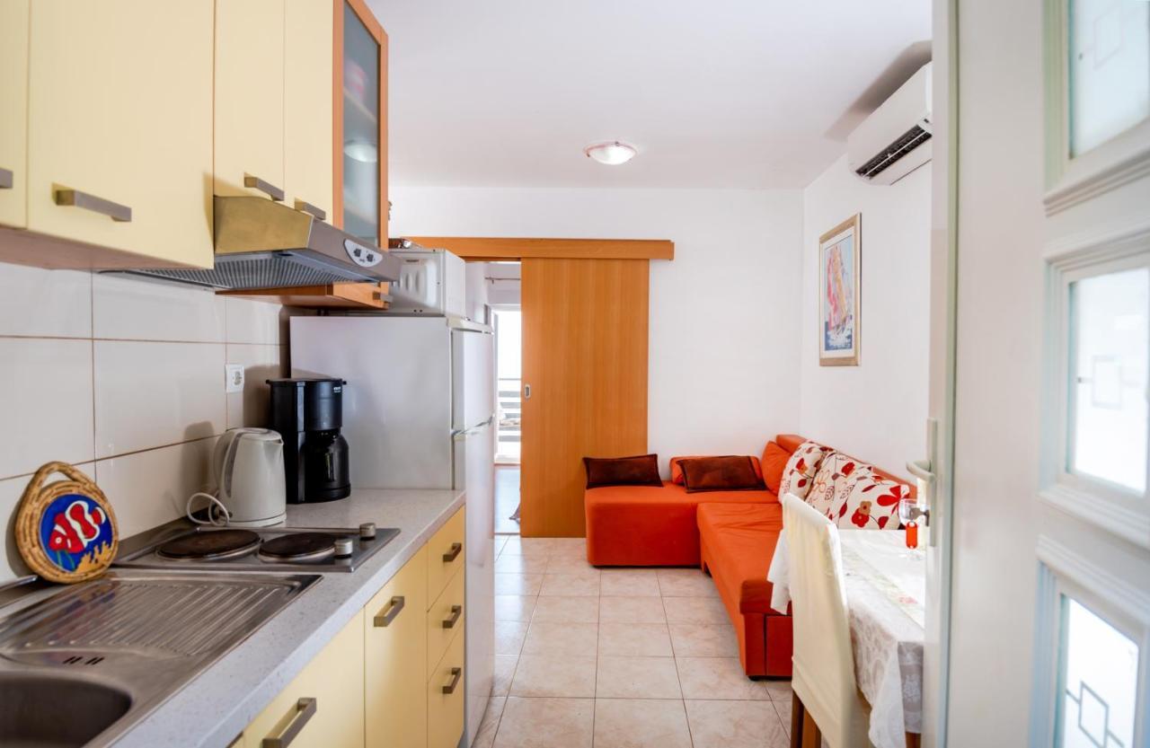 Apartments Tolic Baska Voda Luaran gambar
